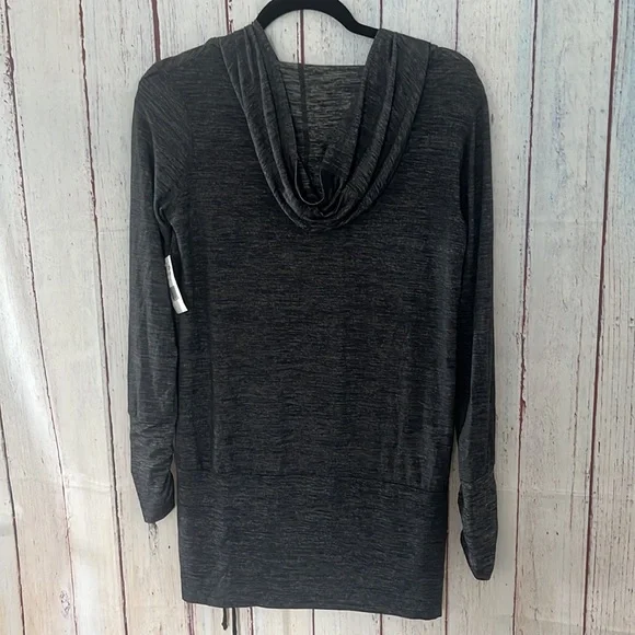 NWT Beyond Yoga ruched tunic hoodie - Picture 8 of 8